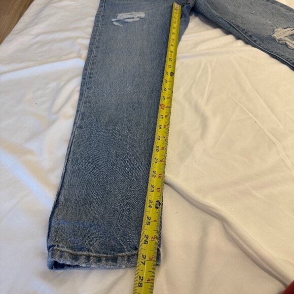 Levi's 501 Distressed High Rise Skinny Jeans - 26x28 - Picture 4 of 11